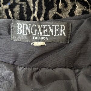 Bingxener Black Fashion Jacket Women’s S-M Animal Print